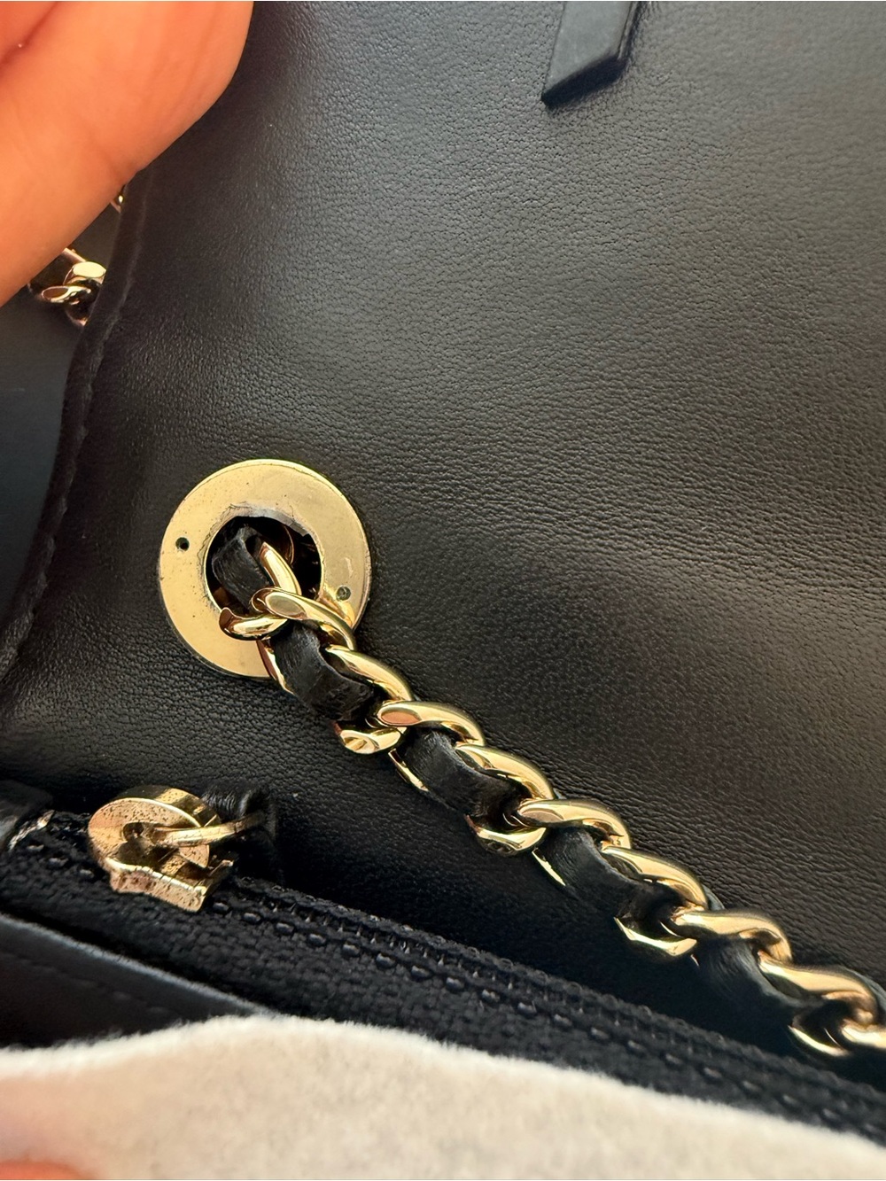 Chanel Lambskin Quilted Trendy CC Wallet On Chain WOC Black - Picture 10 of 16